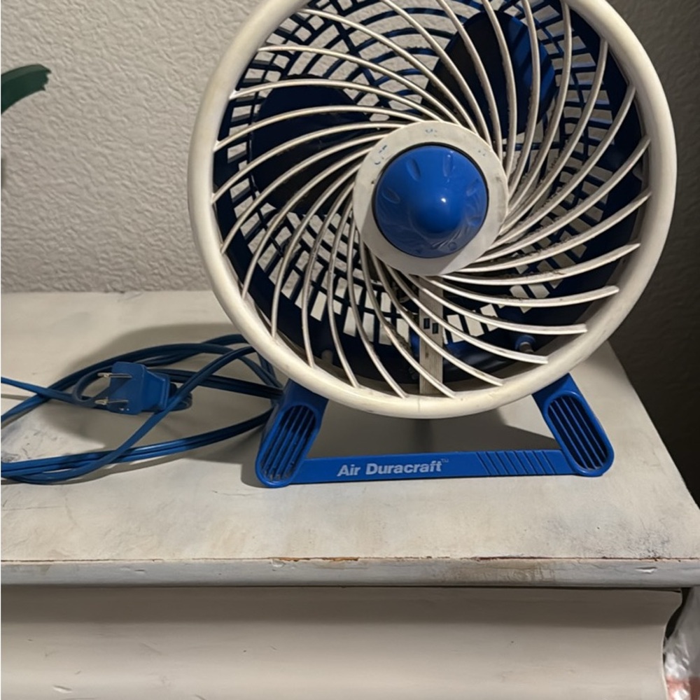 Air Duracraft Blue and White Fan